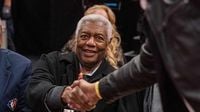Milwaukee Bucks Send Message To NBA Legend Oscar Robertson