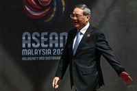 Australia's Albanese discusses US minerals deal, jet incident with China's Premier Li