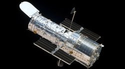 NASA, Hubble'ın Yörüngesini Yükseltmeye Açık: Önce İşletme Maliyetleri Düşürülmeli.
