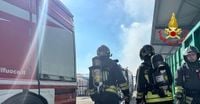 Esplosione in azienda di caramelle Perfetti: incendio domato, nessun ferito