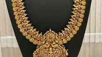 Huge Drop In Gold Prices In India Today, rates of Yellow Metal falls by Rs 17,400