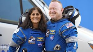 NASA Astronauts Return With Medical Mystery