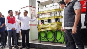 Pertamina Seals Bogor Gas Station Over Fuel Fraud