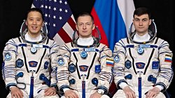 NASA Astronotu Jonny Kim ve Rus Kozmonotlar Soyuz MS-27 Görevinde Uzaya Fırlatılacak.