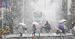 Tokyo Braces For Heavy Snow Forecast Next Week