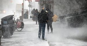 Toronto Faces Major Disruption From Winter Storm