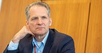 Santander rozważa sprzedaż polskiego banku