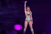 Taylor Swift wins big before iHeartRadio Music Awards even air