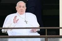 Papa Francesco, dopo le dimissioni torna in Vaticano: ultime notizie