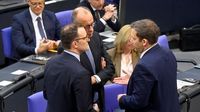 Kanzlerwahl News: Friedrich Merz düpiert, Fraktionen verhandeln über neuen Termin