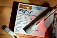 Novo Nordisk Trims Forecasts on Obesity Drug Competition