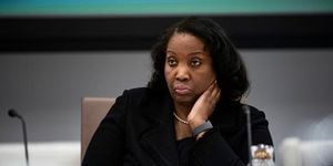 Trump Demands Fed Governor Lisa Cook Resign Amid Fraud Claims