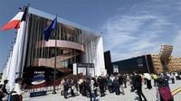 【速報】「煙が出ている」フランスパビリオンで火災報知器が作動…来場者は屋外退避「演出かと思った」 煙は確認されず（読売テレビ） - Yahoo!ニュース