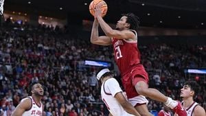 Calipari Guides Razorbacks Past Pitino In NCAA Upset