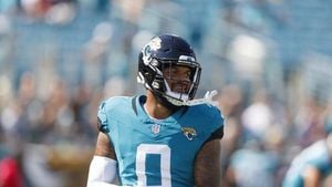Jaguars Release Gabe Davis After Disappointing Season