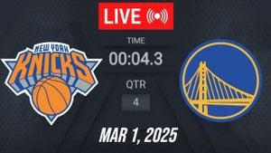 Knicks And Warriors Face Off Amid Injury Concerns