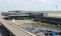 Flughafen Hannover: Verträge der Flughafen-Geschäftsführer vorzeitig verlängert | airportzentrale.de