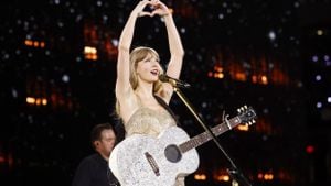 Taylor Swift Electrifies Toronto With Eras Tour Premiere