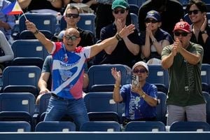 US Open Chaos Fuels Stars As Flushing Meadows Roars