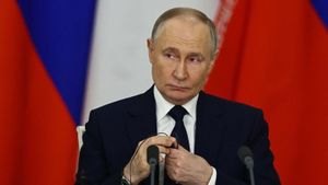 Russia Faces Political Shifts Amid Legal Restrictions