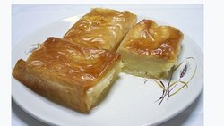 Karadeniz'in Meşhur Tatlısı: Laz Böreği