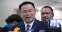 ‘อนุทิน’ ปัด เกี่ยวข้อง สว.ติงสื่ออย่าเสนอข่าวสับสน ย้ำ‘มท.-ยธ.’ ไม่มีปะทะ ต่างคนต่างทำหน้าที่