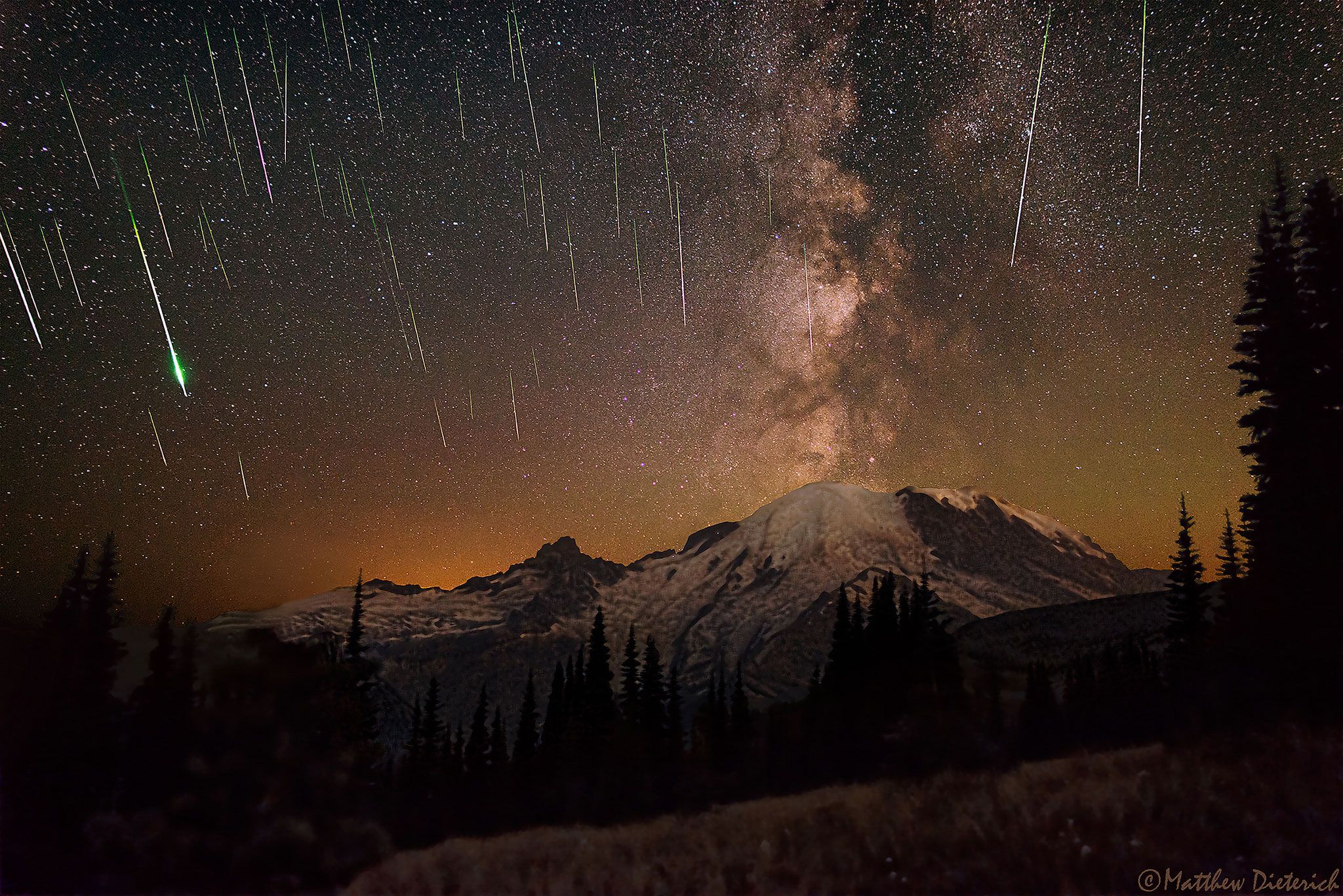  Meteors and Milky Way over Mount Rainier 