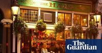 Pubs to stay open until early hours in push for UK growth