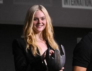 Elle Fanning Credits Fans For Hunger Games Role