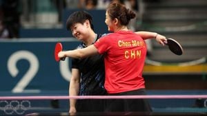 Chinese Athletes Shine At International Competitions