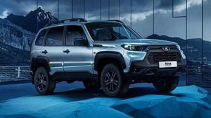 AvtoVAZ Unveils Plans For Restyled Lada Niva Travel