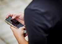 CNY students plan strategy for new phone ban (Weekly top stories)