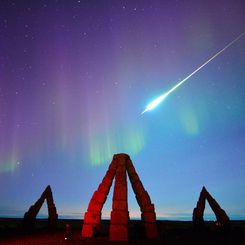 İzlanda Üzerinde Parlak Meteor