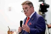 North Carolina aims for a Republican seat, adopts new Trump-backed US House districts | Hot Springs Sentinel Record