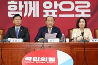 국힘 2차 경선, ‘찬탄’ 안철수·한동훈 대 ‘반탄’ 김문수·홍준표 대결로