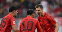 Bayern Munich players, staff gather to watch Bayer Leverkusen vs. SC Freiburg
