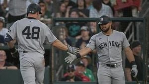 Yankees Dominate A’s With 10-2 Victory