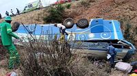 At least 42 people killed as bus crashes on mountain road in South Africa