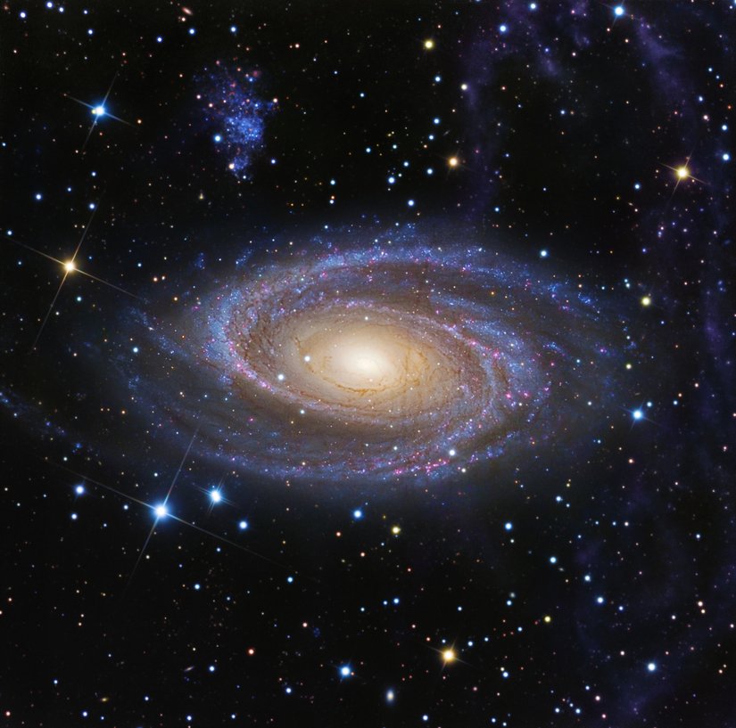 M81 (NGC3031) sarmal galaksisi