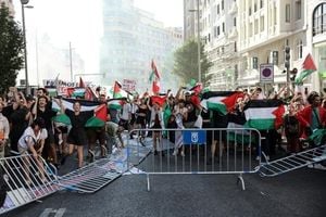 Madrid Protests Halt Vuelta Final Amid Political Uproar