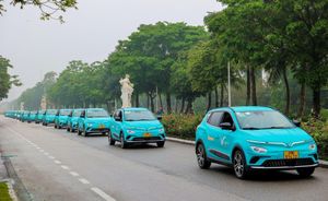 Hanoi Police Streamline Vehicle Registration Process