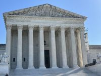 Trump order ending birthright citizenship goes to U.S. Supreme Court