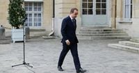 Macron Appoints French Cabinet, but Doubts Over Government’s Stability Persist