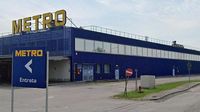 Fa risparmiare ai clienti 280 euro, lo licenziano, si suicida: la famiglia fa causa alla Metro