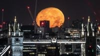 First 2026 supermoon tonight as trick for best view of lunar spectacle revealed