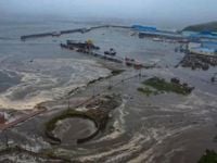 Magnitude 7.8 quake shakes Russia’s Far East region, prompts tsunami alert