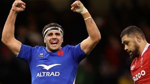 France Steamrolls Wales 43-0 To Open Six Nations