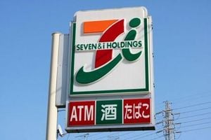Seven-Eleven Launches New Large Onigiri Grilled Meat Sauce