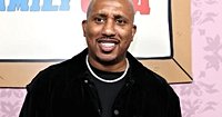 St. Louis native, 'SNL' alum Chris Redd posts about 'pill issues,' dating Kenan Thompson's ex-wife