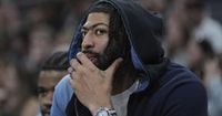 Mavericks' Anthony Davis practices with club's G League affiliate for possible return from injury